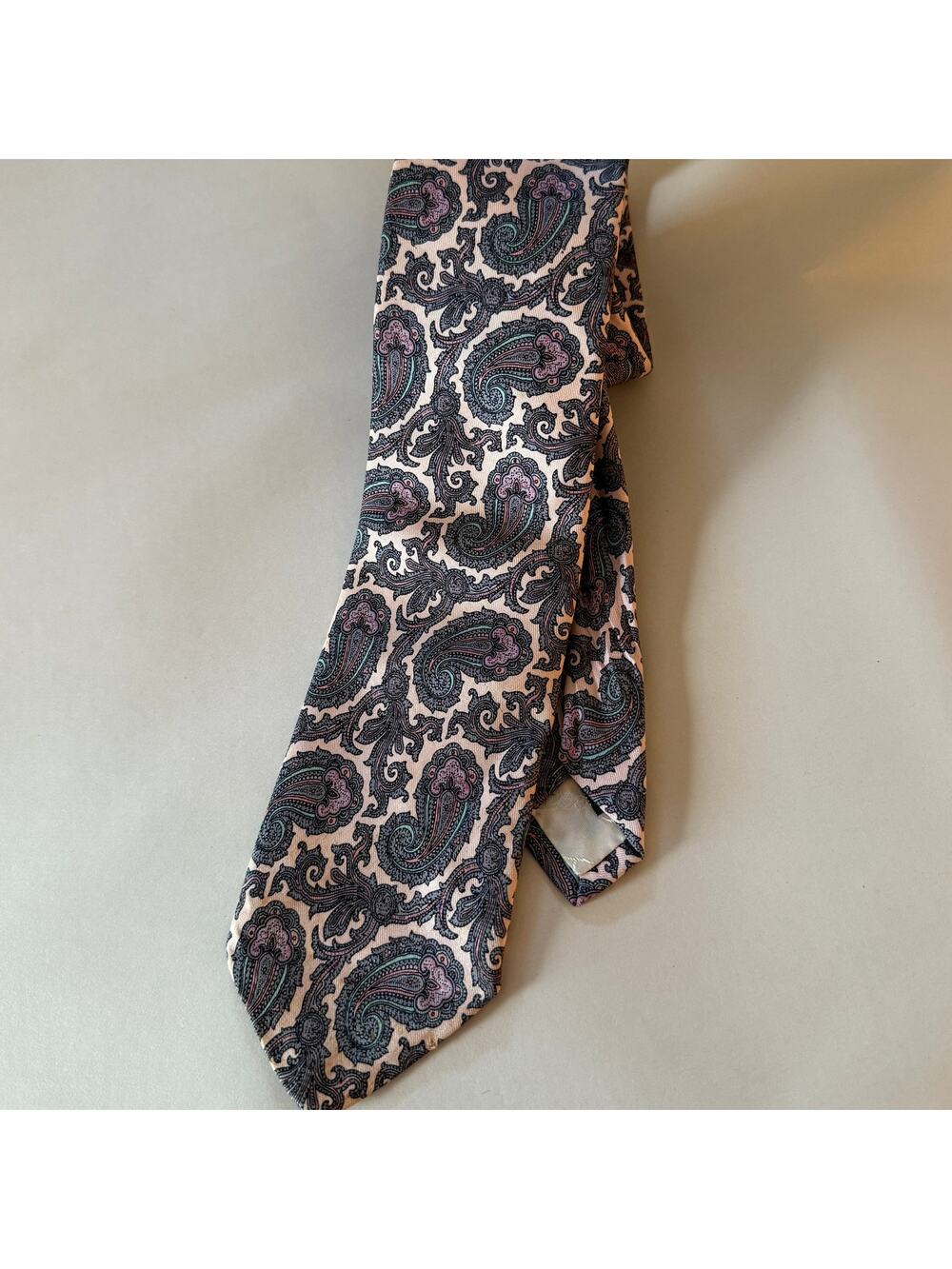 80s Vintage ROBERT TALBOTT Newcastle Ltd. | Pink Paisley Silk Tie